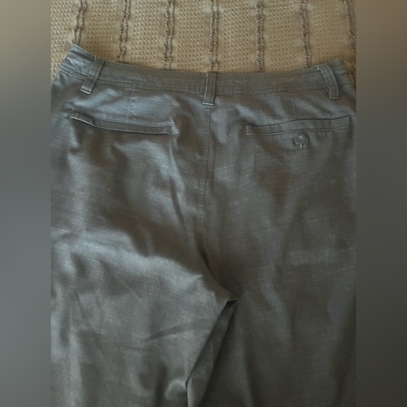 Hang Ten Gray Flat Front Shorts Casual Style - Picture 3 of 5